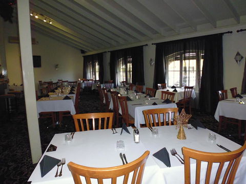Burke & Wills Motor Inn - Accommodation Sunshine Coast 7