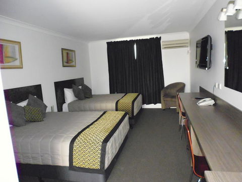 Burke & Wills Motor Inn - Accommodation Sunshine Coast 24
