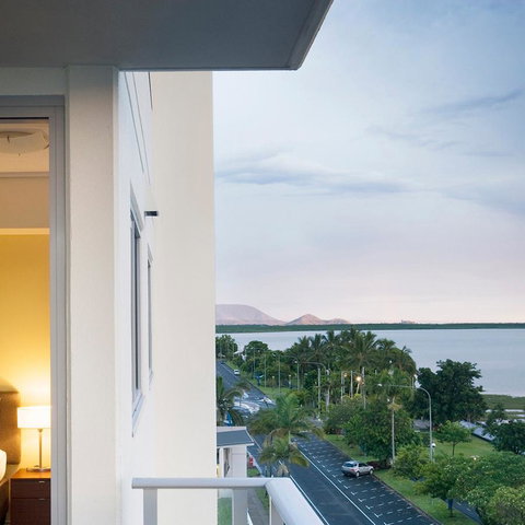 Mantra Trilogy - Accommodation Sunshine Coast 14