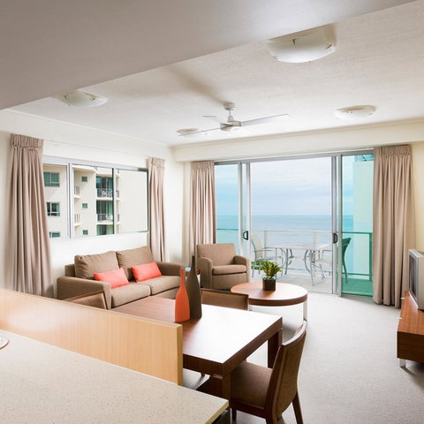 Mantra Trilogy - Accommodation Sunshine Coast 2