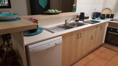 Jackies Holiday Apartment - Accommodation Sunshine Coast 9