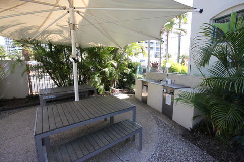 Aruba Beach Resort - Accommodation Sunshine Coast 11
