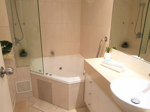 Gemini Court Holiday Apartments - Accommodation Sunshine Coast 41