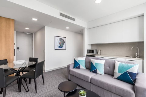 Essence Suites Taringa - Accommodation Sunshine Coast 36