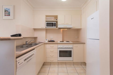 Ocean Royale - Accommodation Sunshine Coast 36