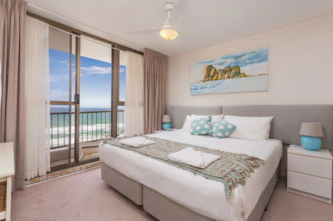 Ocean Royale - Accommodation Sunshine Coast 10