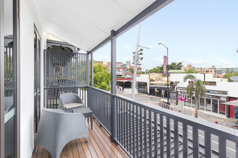 The Beetson Hotel -formerly Gambaro Hotel - Accommodation Sunshine Coast 25