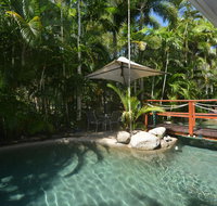 Seascape Holidays - Coral Apartments - Accommodation Sunshine Coast
