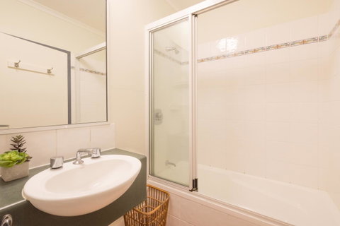 Coral Tree Inn - Accommodation Sunshine Coast 41