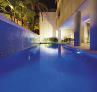 Oaks Metropole Hotel - Accommodation Sunshine Coast
