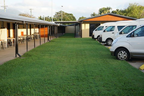 YAL Cairns - A Motel That Makes A Difference - Accommodation Sunshine Coast 33