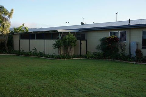YAL Cairns - A Motel That Makes A Difference - Accommodation Sunshine Coast 44