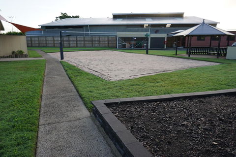 YAL Cairns - A Motel That Makes A Difference - Accommodation Sunshine Coast 35