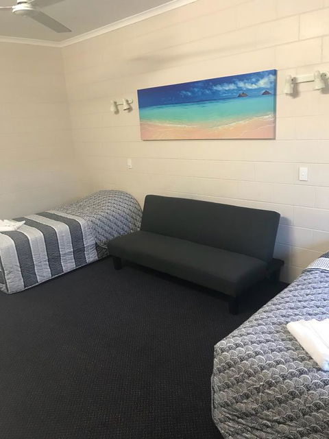 YAL Cairns - A Motel That Makes A Difference - Accommodation Sunshine Coast 25