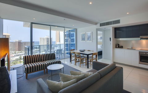 Hilton Surfers Paradise Residences - Accommodation Sunshine Coast 4