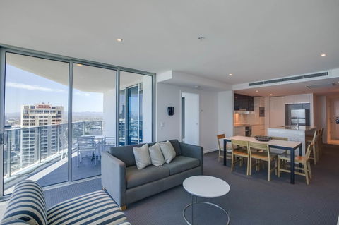 Hilton Surfers Paradise Residences - Accommodation Sunshine Coast 6