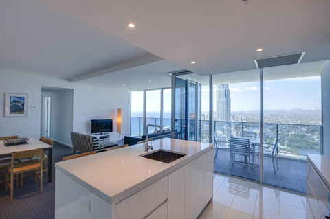 Hilton Surfers Paradise Residences - Accommodation Sunshine Coast 2