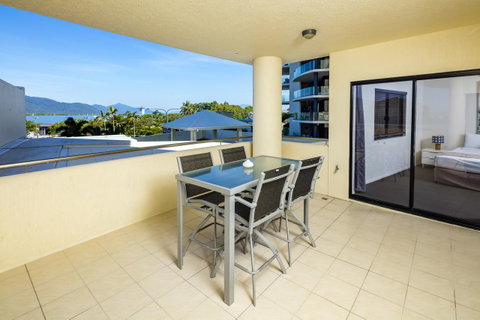 Jack And Newell Holiday Apartments - Accommodation Sunshine Coast 41