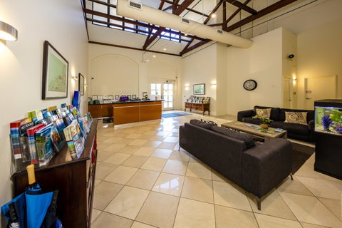 Jack And Newell Holiday Apartments - Accommodation Sunshine Coast 18