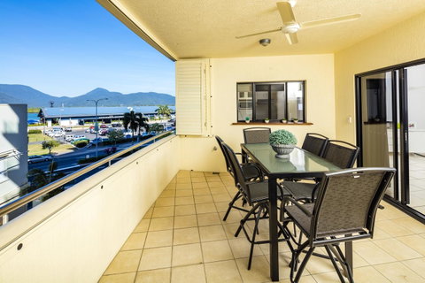 Jack And Newell Holiday Apartments - Accommodation Sunshine Coast 20