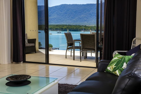 Jack And Newell Holiday Apartments - Accommodation Sunshine Coast 1