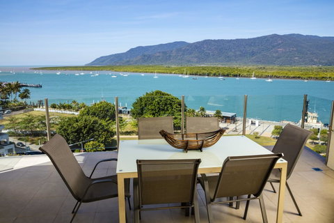 Jack And Newell Holiday Apartments - Accommodation Sunshine Coast 25