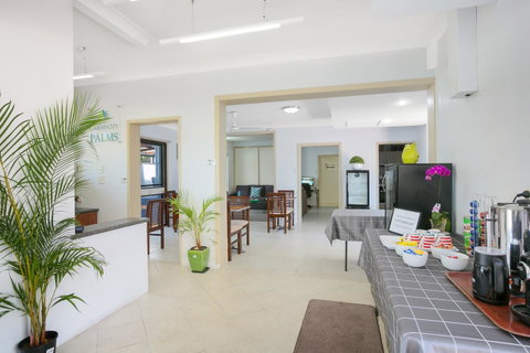Cairns City Palms - Accommodation Sunshine Coast 4