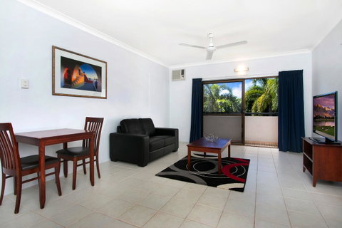 Cairns City Palms - Accommodation Sunshine Coast 9
