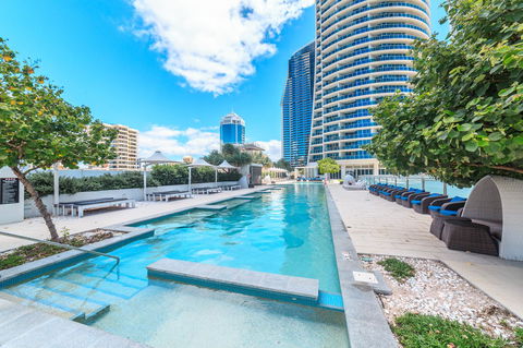 Number 1 H Residences - WiFi, Parking & More By Gold Coast Holidays - Accommodation Sunshine Coast 38