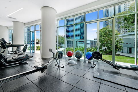 Number 1 H Residences - WiFi, Parking & More By Gold Coast Holidays - Accommodation Sunshine Coast 25