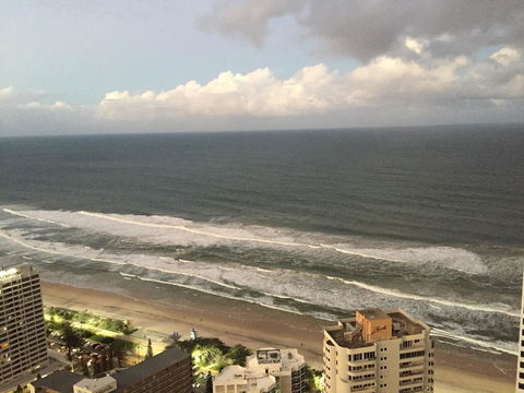 Number 1 H Residences - WiFi, Parking & More By Gold Coast Holidays - Accommodation Sunshine Coast 24