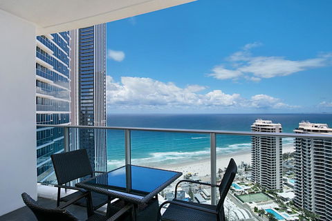 Number 1 H Residences - WiFi, Parking & More By Gold Coast Holidays - Accommodation Sunshine Coast 10