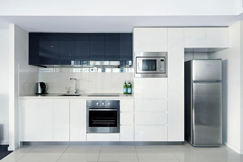 Number 1 H Residences - WiFi, Parking & More By Gold Coast Holidays - Accommodation Sunshine Coast 35