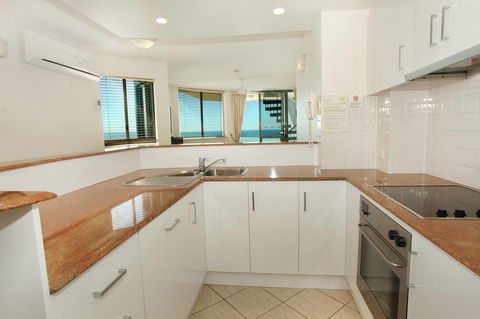 Malibu Apartments - Accommodation Sunshine Coast 15