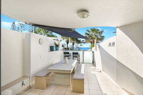 Malibu Apartments - Accommodation Sunshine Coast 9