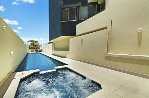 Malibu Apartments - Accommodation Sunshine Coast 17