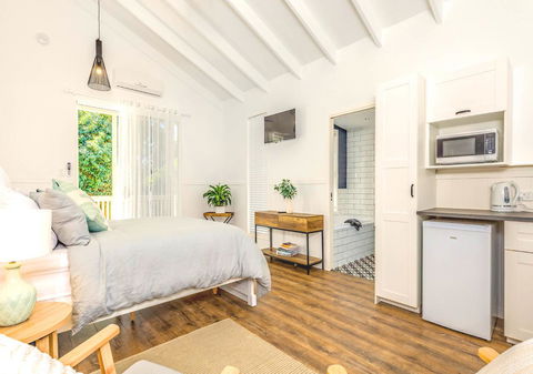 Hampton Estate Wines - Accommodation Sunshine Coast 7