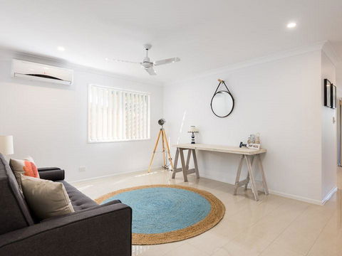 Briz Stays - Whites Road - Accommodation Sunshine Coast 0