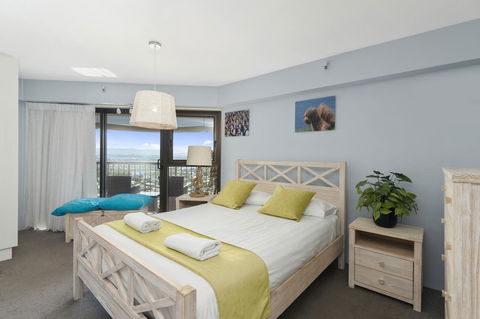 Burleigh Esplanade Apartments - Accommodation Sunshine Coast 17