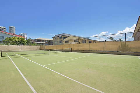 Burleigh Esplanade Apartments - Accommodation Sunshine Coast 15
