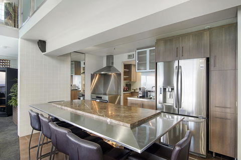 Burleigh Esplanade Apartments - Accommodation Sunshine Coast 18