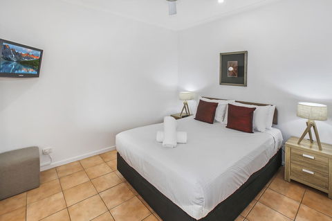 Rimini Holiday Apartments - Accommodation Sunshine Coast 2