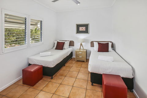 Rimini Holiday Apartments - Accommodation Sunshine Coast 1
