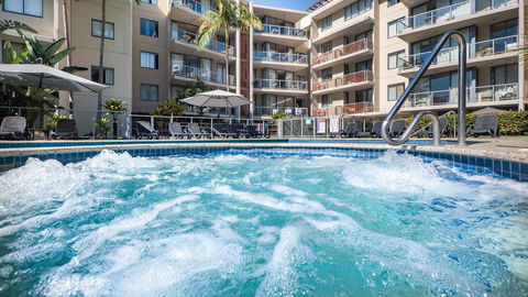 Swell Resort Burleigh Heads - Accommodation Sunshine Coast 12