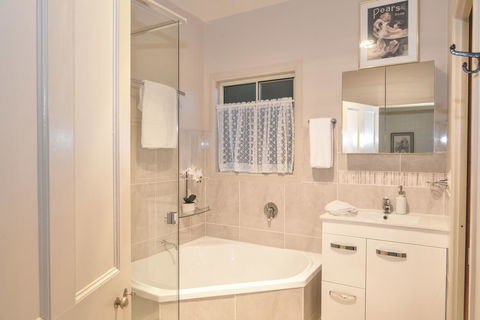 The Guesthouse Maleny - Accommodation Sunshine Coast 10