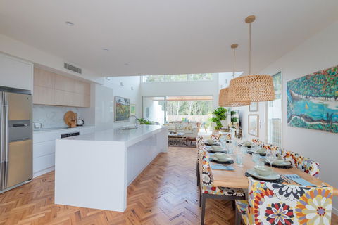 Noosa Villas - Accommodation Sunshine Coast 11