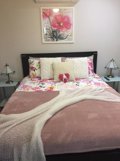 Shasta Place - Accommodation Sunshine Coast 1