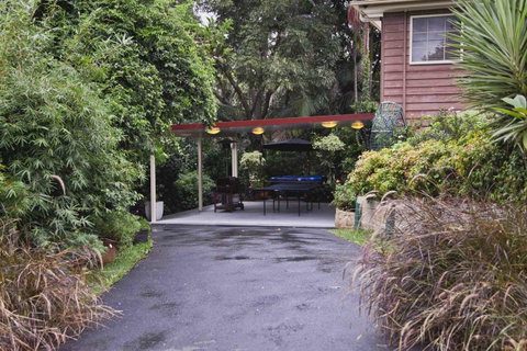 Shasta Place - Accommodation Sunshine Coast 3