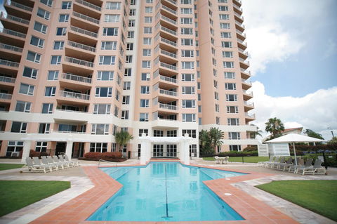Belle Maison Apartments - Official - Accommodation Sunshine Coast 0