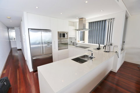 Dune On The Beach - Accommodation Sunshine Coast 7